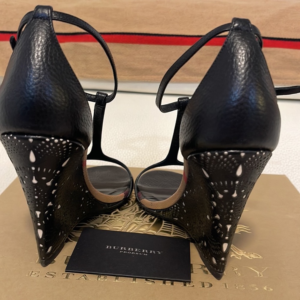 Burberry Wedge Sandal - Picture 4 of 14